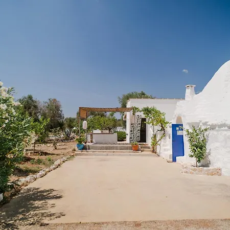 Holiday home Trullo Nanonormanno *