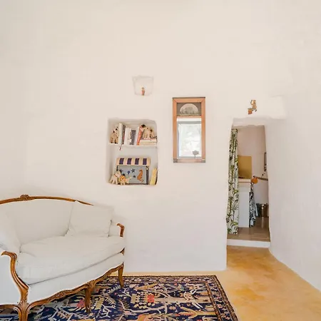 Holiday home Trullo Nanonormanno